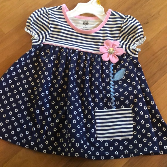 Kids Headquarters Other - 3/$15 Super cute floral dress